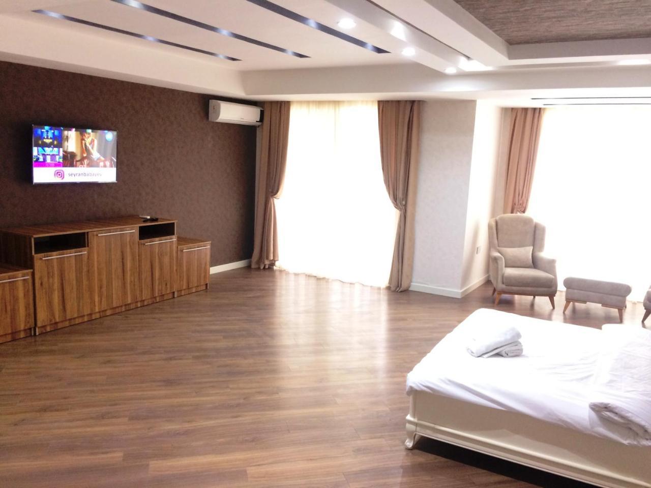 Park Azure Apartment Deluxe 2 Bedroom Baku Luaran gambar