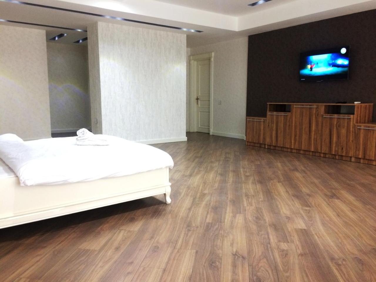 Park Azure Apartment Deluxe 2 Bedroom Baku Luaran gambar